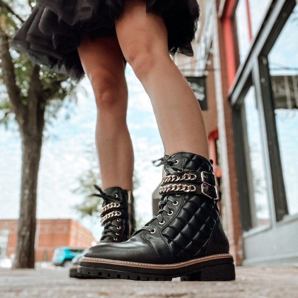 Vintage Havana RARE Quilted Moto Gwynne Boots size 8